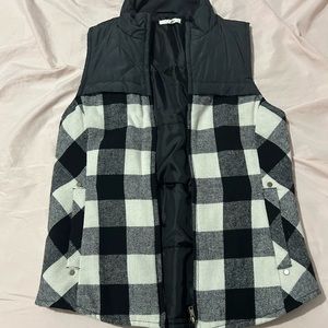 Women’s small Maurice’s vest